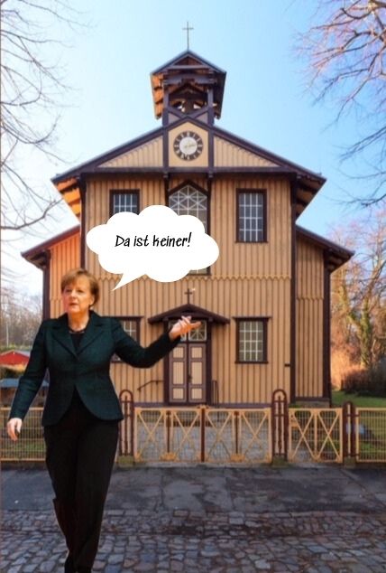 Angela Merkel vor der verschlossenen Kieler Betlehem-Kirche